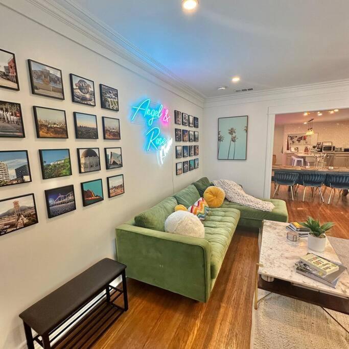 Hébergement de vacances Angeles Charming Big House, King Bed, Parking, Ev Los Angeles